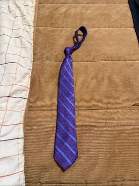 Like new Sprezza Purple Striped Men's Silk Tie - Classic Formal Accessory